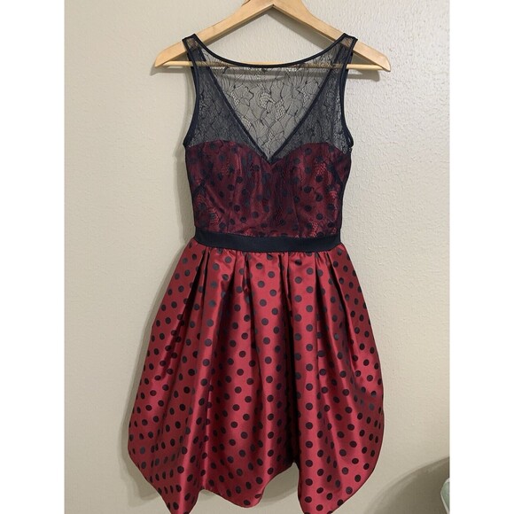 Aidan by Aidan Mattox Burgundy Cocktail Dress Mini‎ Flare Lace Polka Dot Size 2 - Picture 3 of 7